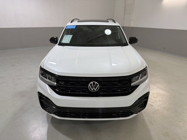 Certified 2023 Volkswagen Atlas SEL R-Line AWD/4WD image 3