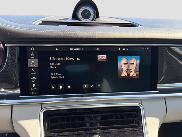 Used 2018 Porsche Panamera Turbo Executive image 31