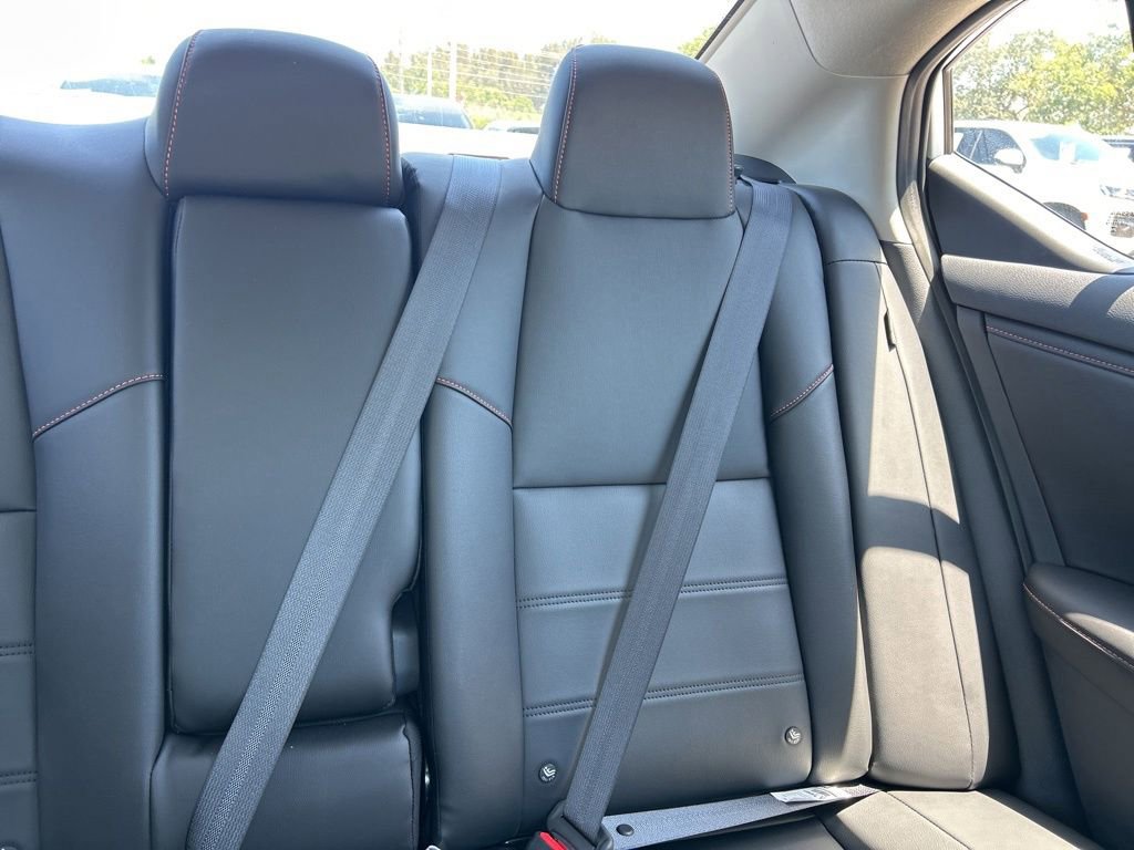 Certified 2025 Nissan Sentra SR w/ SR Premium Package FWD image 15