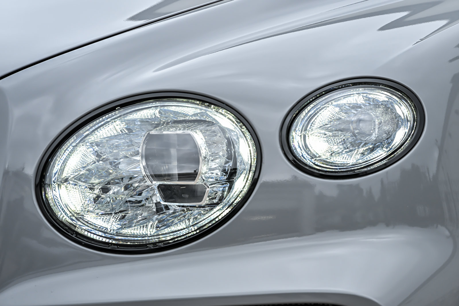 Used 2022 Bentley Bentayga AWD/4WD image 7
