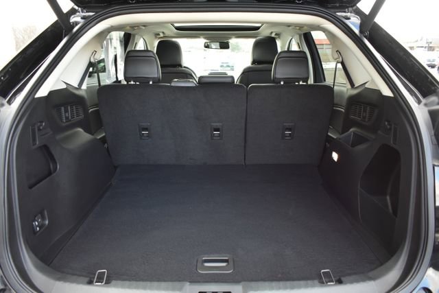 Used 2024 Ford Edge SEL w/ Convenience Package image 38