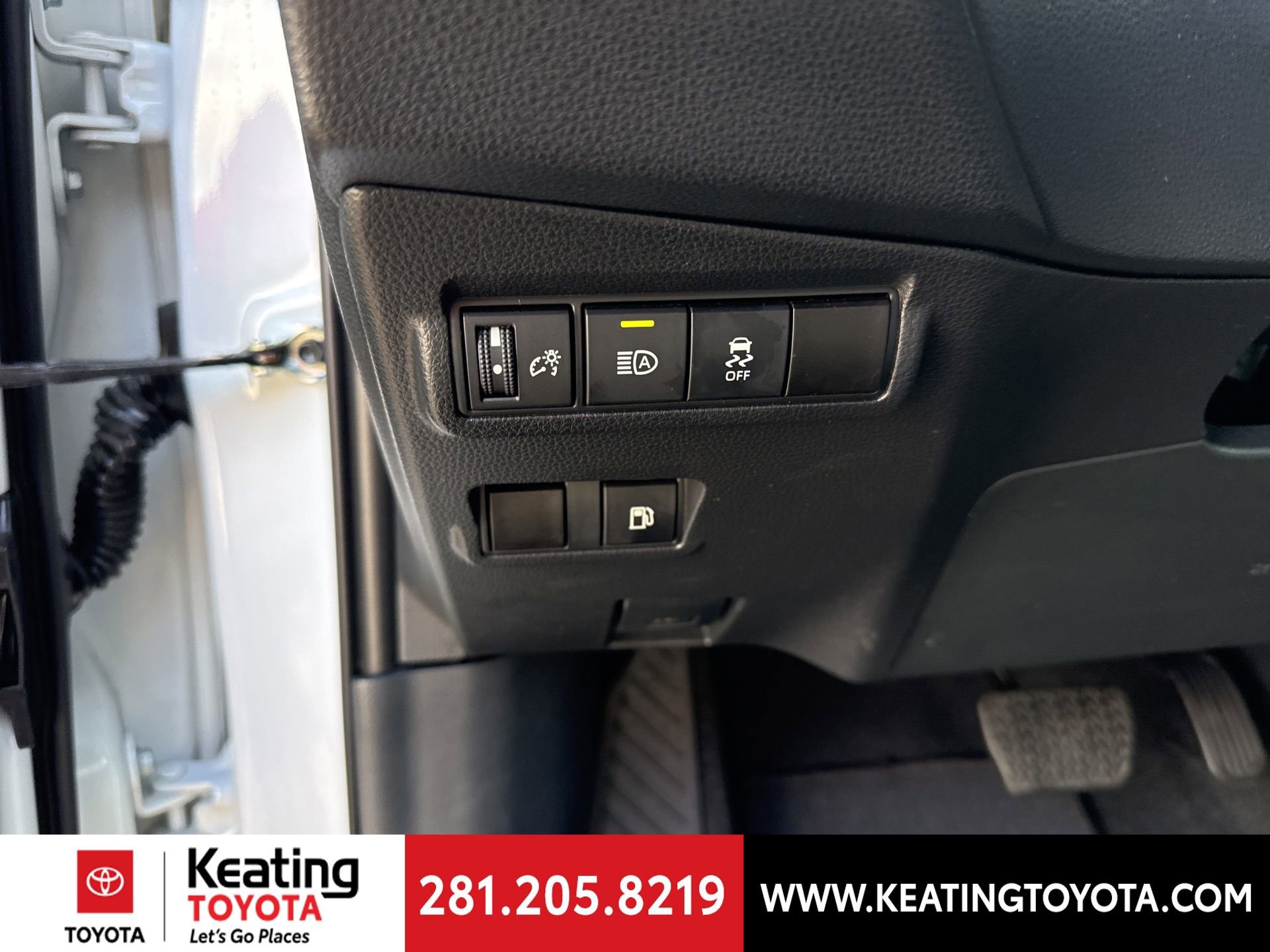 Certified 2024 Toyota Corolla Cross SE image 15