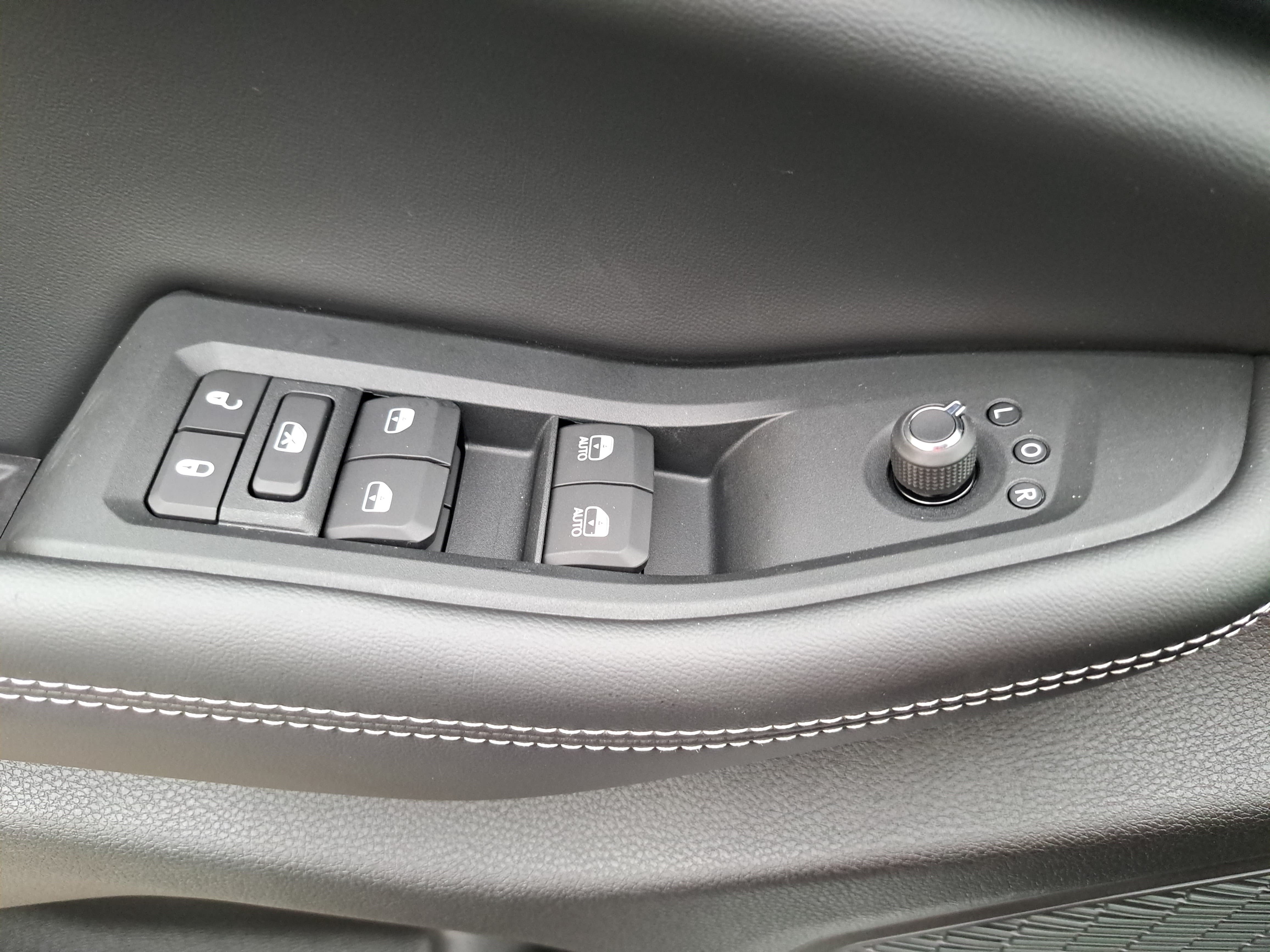 New 2026 Jeep Grand Cherokee Laredo AWD/4WD image 25