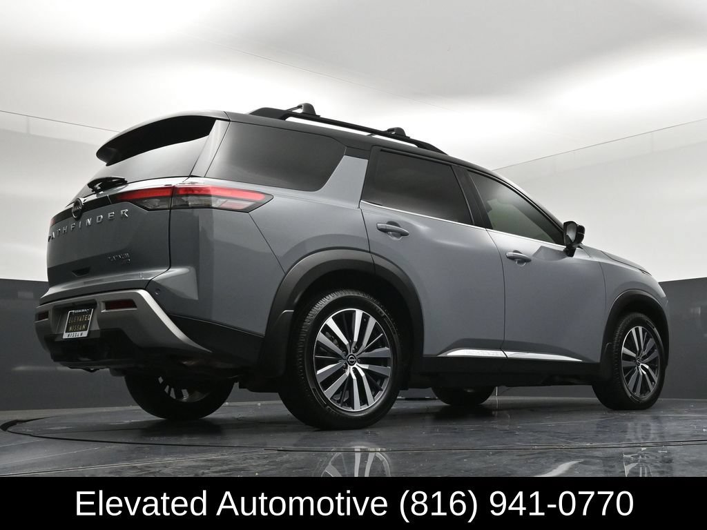 Used 2022 Nissan Pathfinder Platinum w/ Cargo Package AWD/4WD image 34
