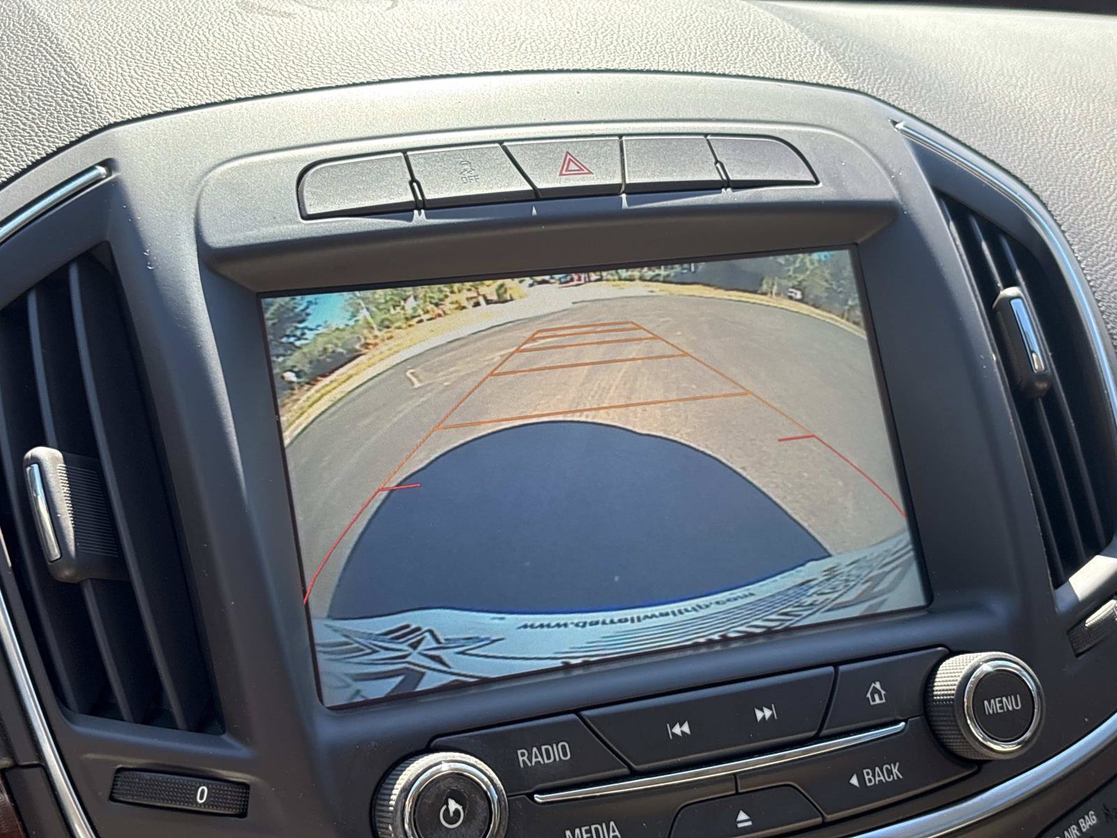 Used 2016 Buick Regal FWD image 25
