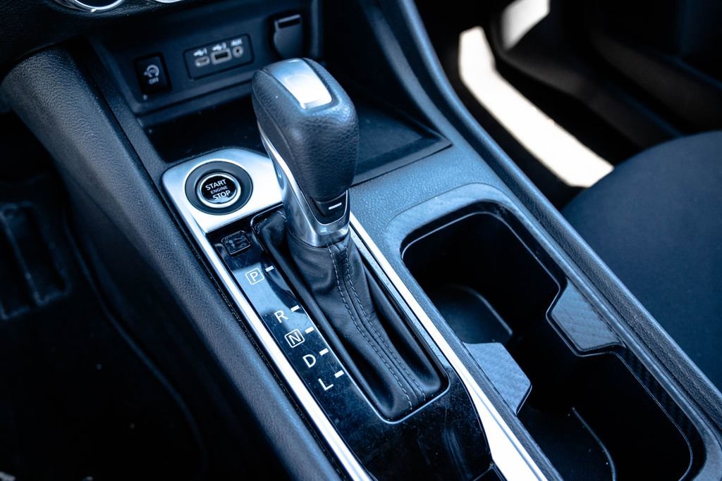 Used 2024 Nissan Sentra SV w/ All-Weather Package FWD image 21