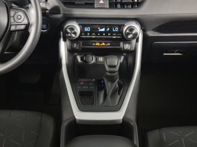Used 2025 Toyota RAV4 XLE w/ Convenience Package FWD image 25
