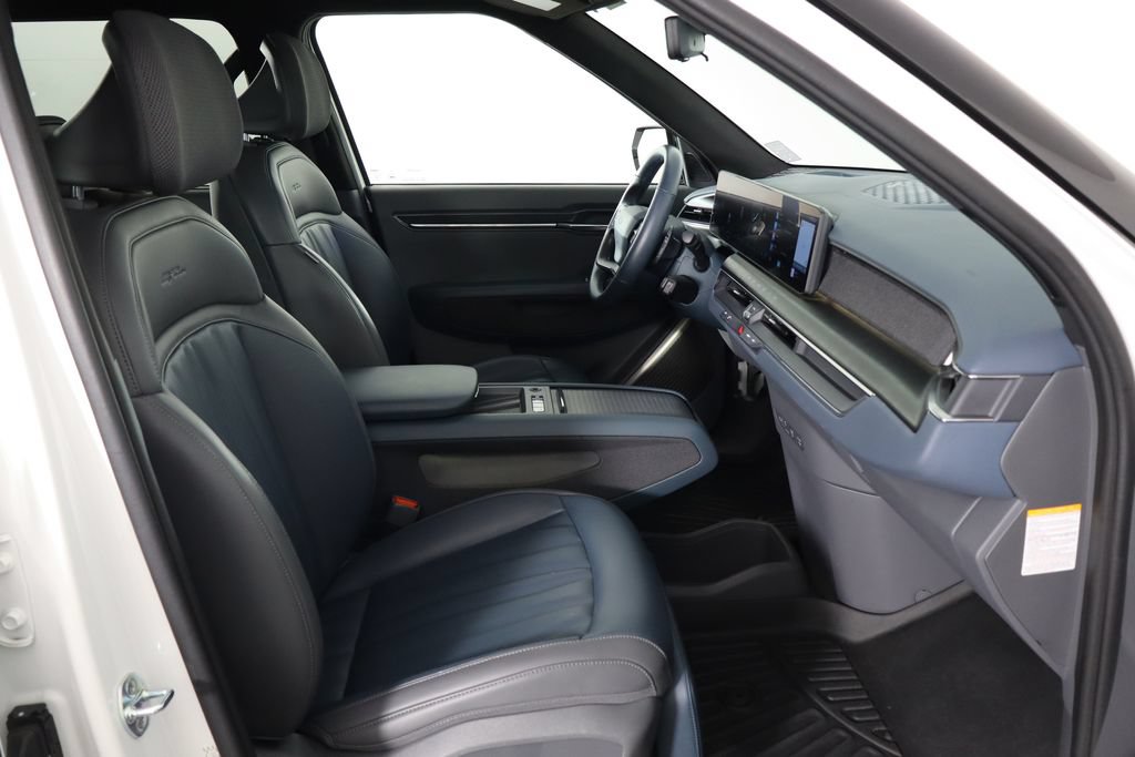 Used 2024 Kia EV9 GT-Line AWD/4WD image 19