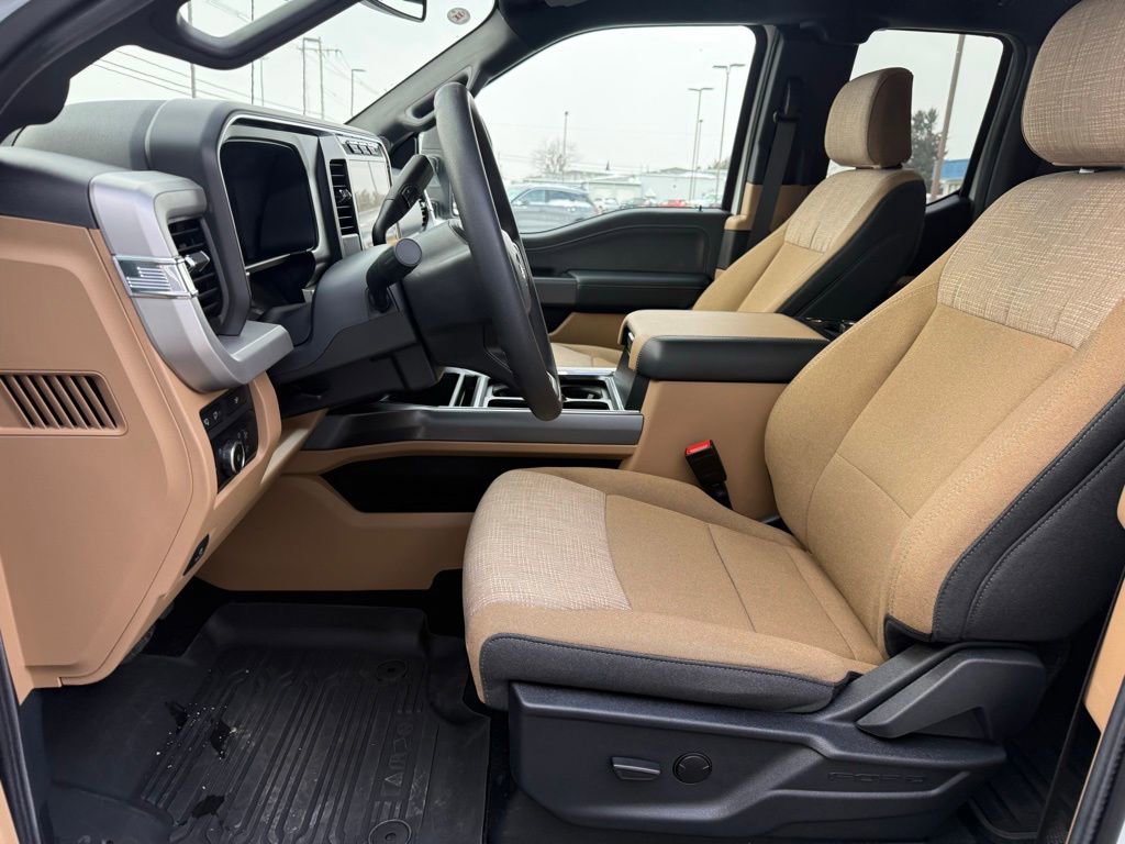 Used 2024 Ford F250 XLT w/ XLT Premium Package image 25