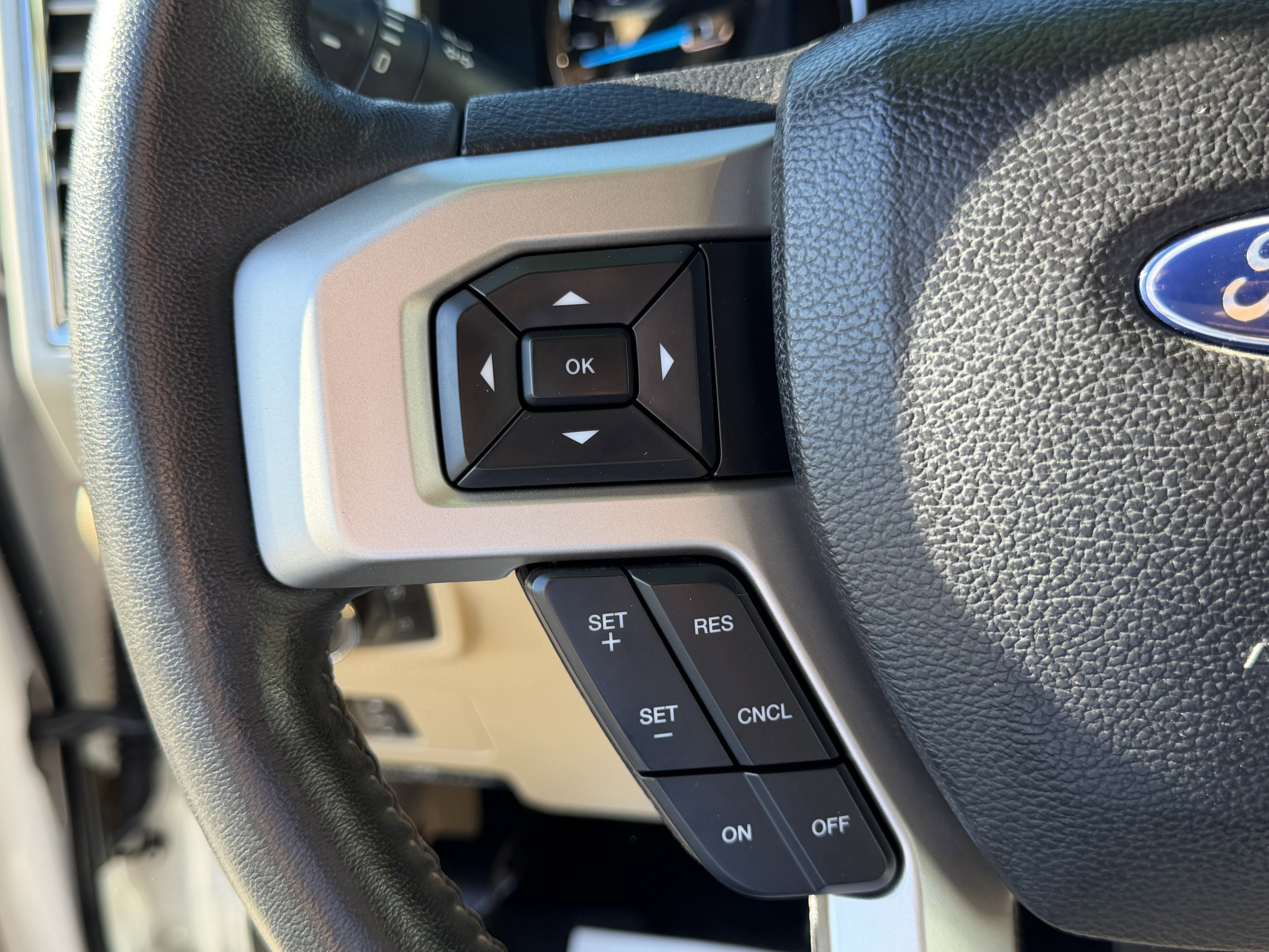 Certified 2017 Ford F250 Lariat w/ Lariat Value Package image 15