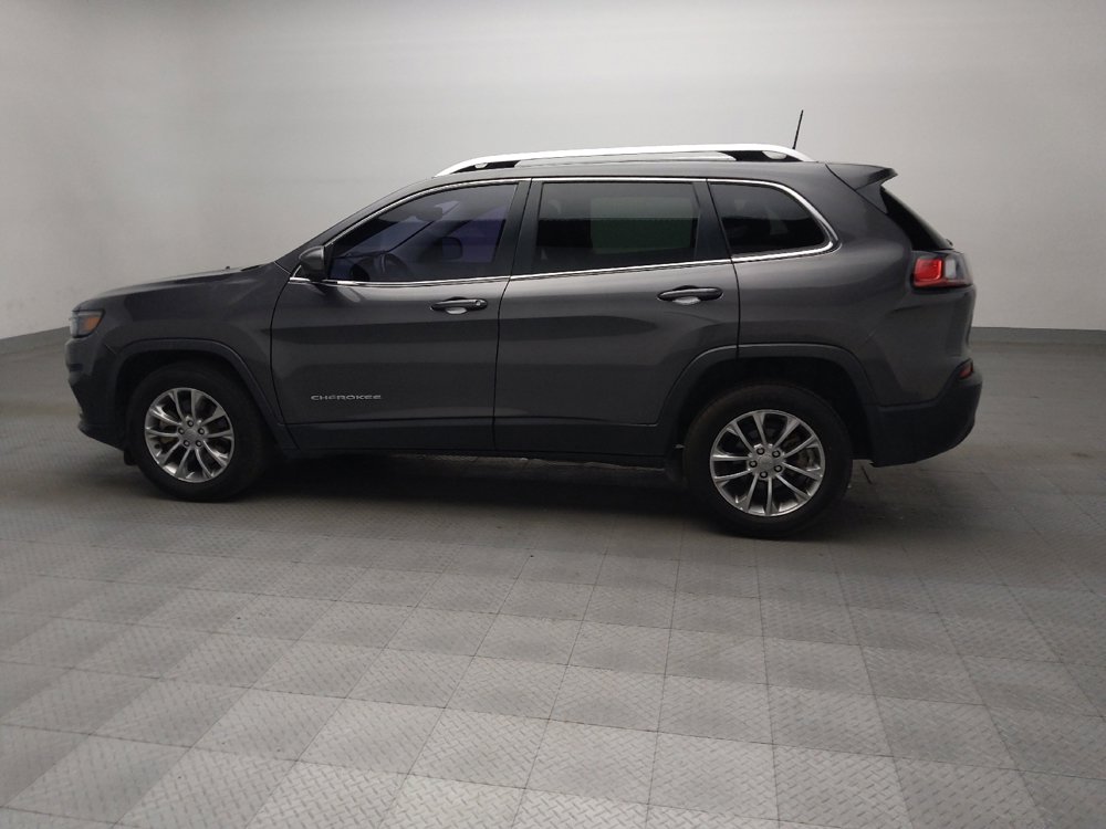 Used 2020 Jeep Cherokee Latitude Plus w/ Cold Weather Group image 3