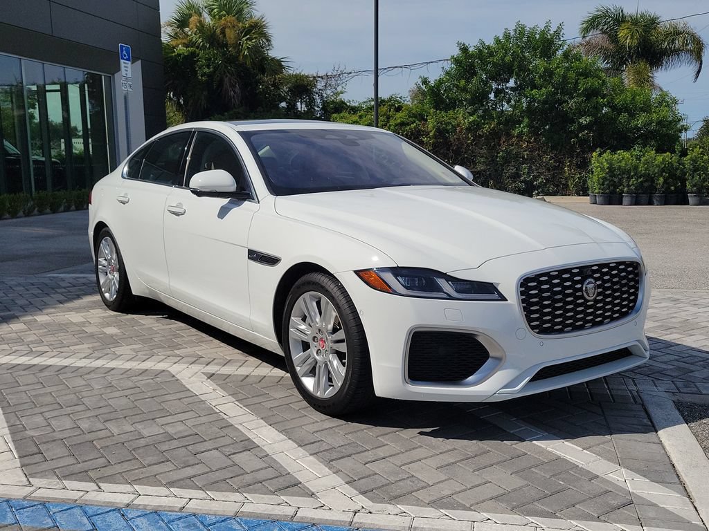 Used 2021 Jaguar XF S RWD image 7