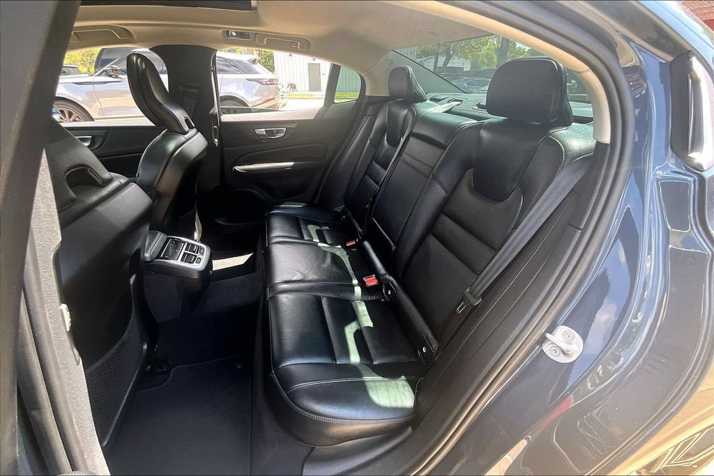 Used 2022 Volvo S60 B5 Inscription AWD/4WD image 34
