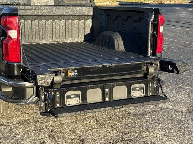 Used 2026 Chevrolet Silverado 1500 LT w/ All Star Edition Plus AWD/4WD image 9