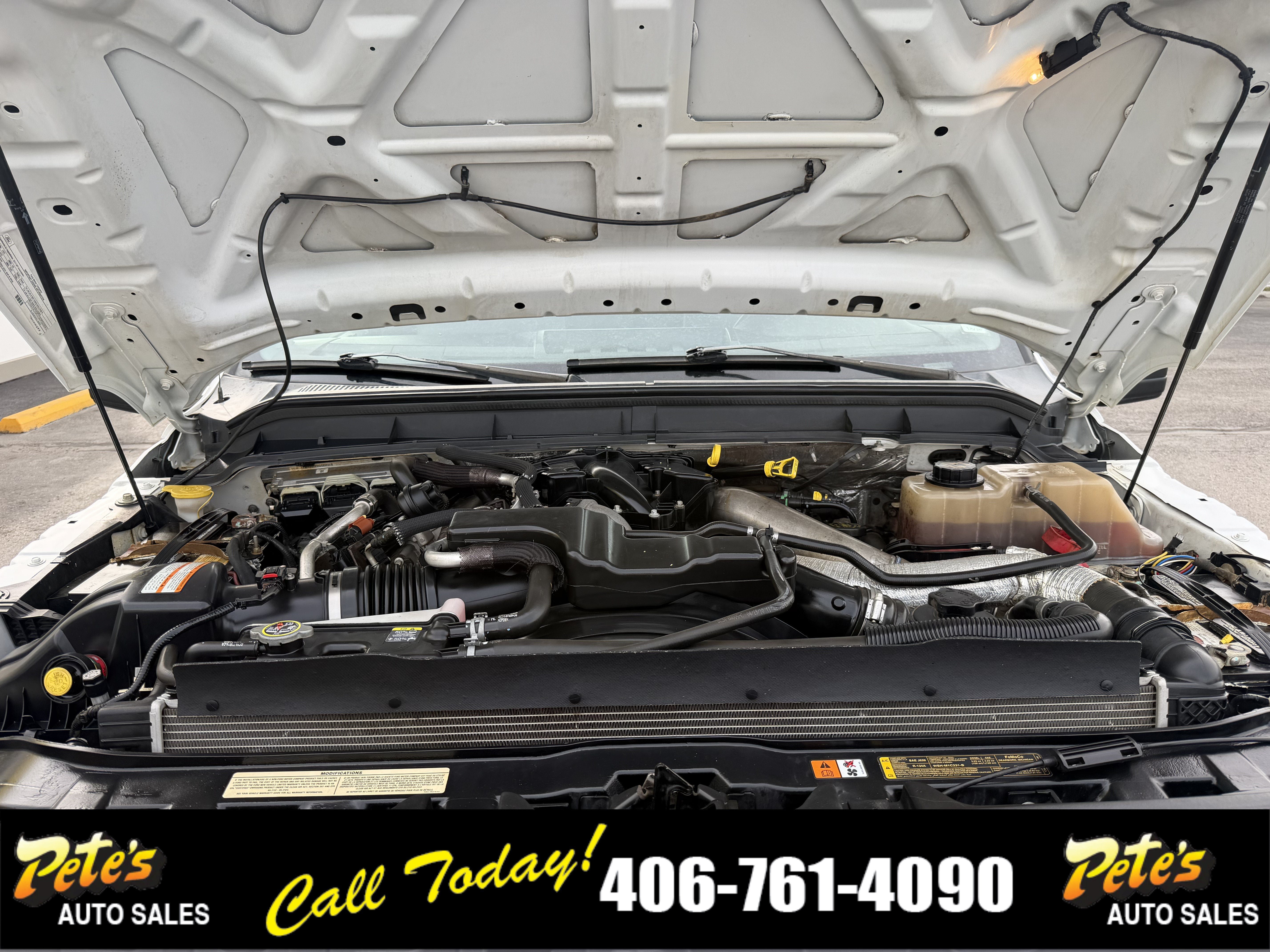 Used 2011 Ford F550 4x4 SuperCab Super Duty w/ Payload Upgrade Pkg image 40