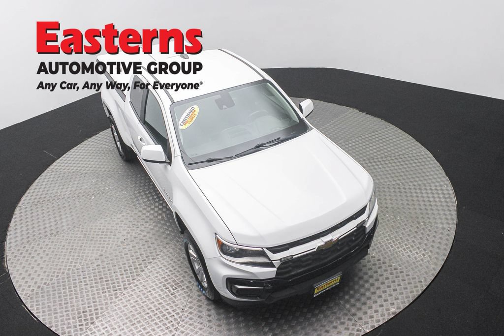 Used 2022 Chevrolet Colorado LT AWD/4WD image 3