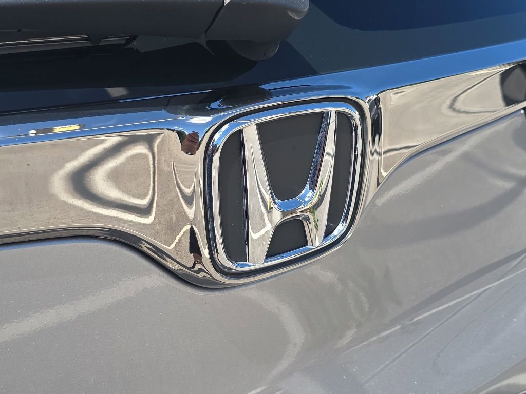 Used 2020 Honda CR-V LX image 11