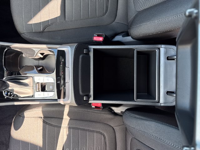 Certified 2025 Hyundai Santa Cruz SE AWD/4WD image 26