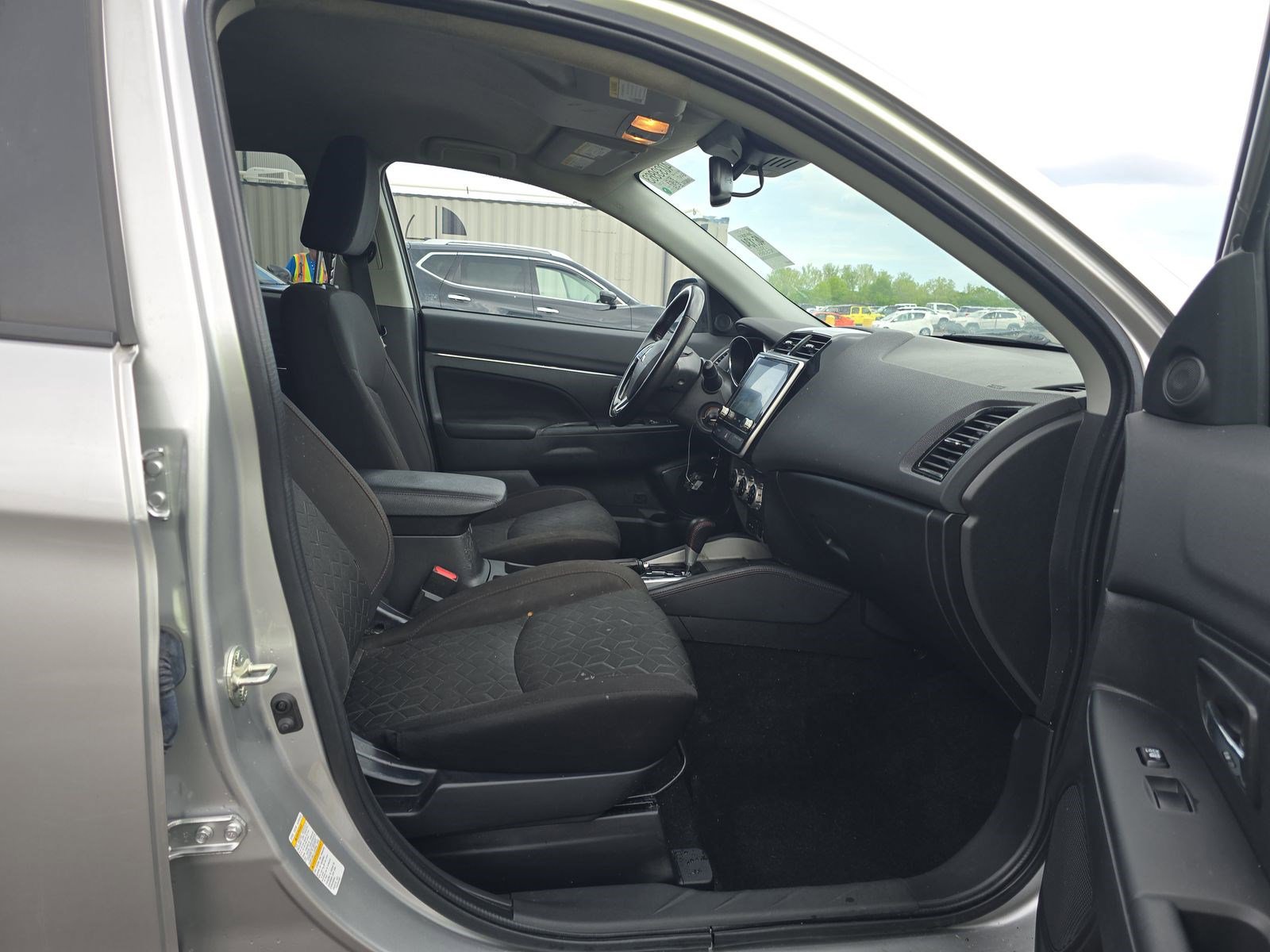 Used 2023 Mitsubishi Outlander Sport LE AWD/4WD image 11