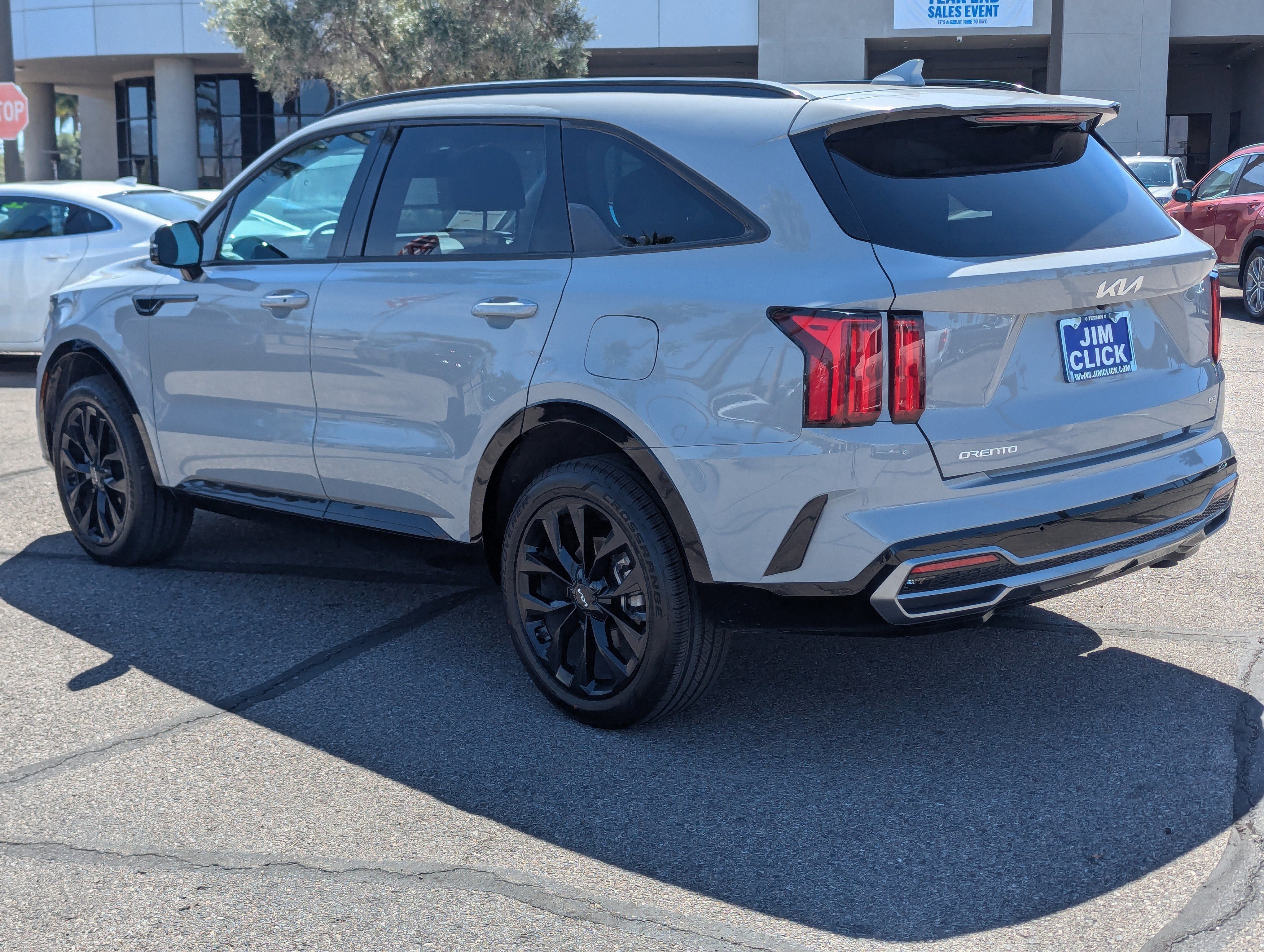 Used 2023 Kia Sorento SX image 4