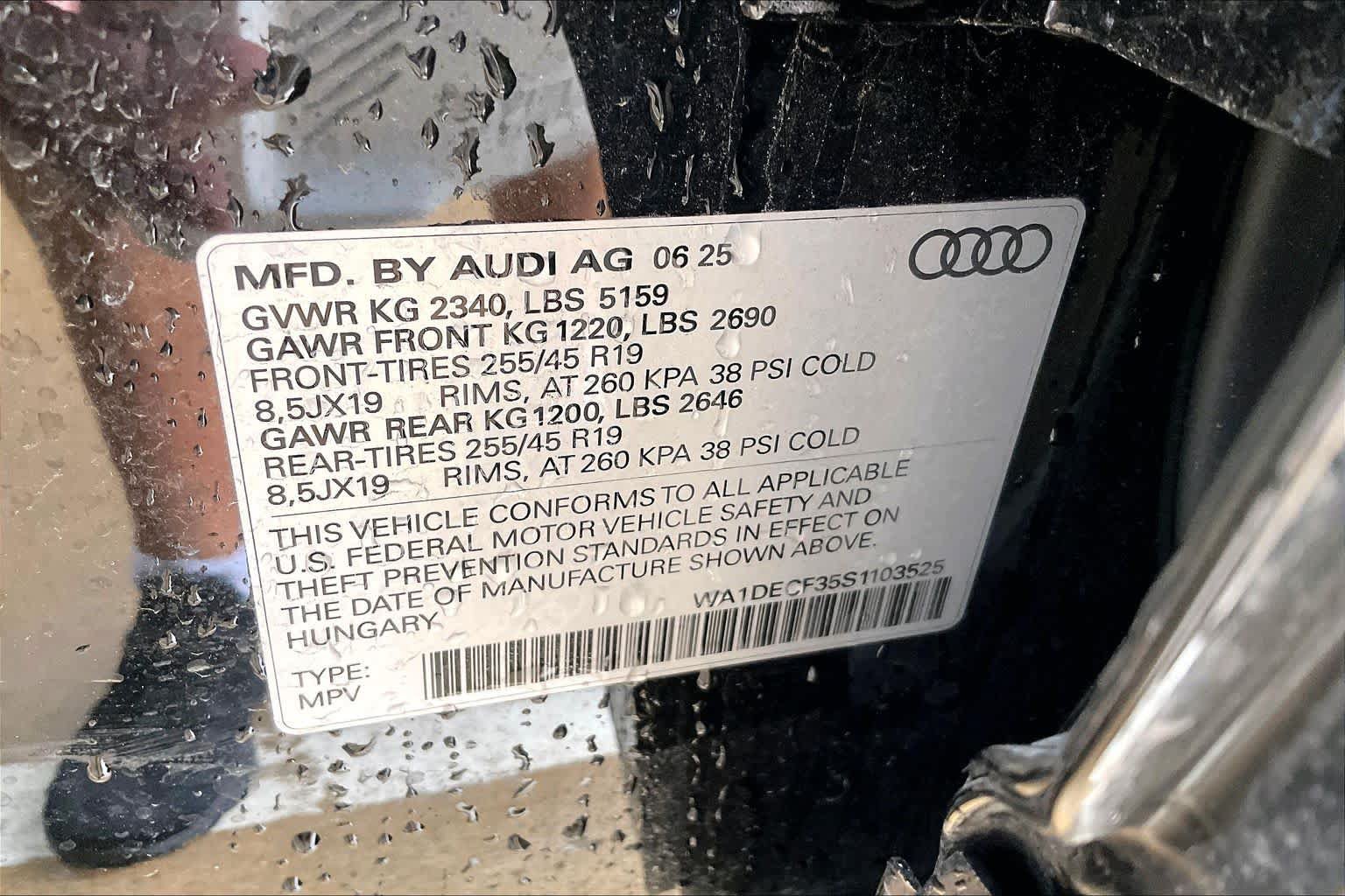 Used 2025 Audi Q3 2.0T Premium w/ Convenience Package AWD/4WD image 34