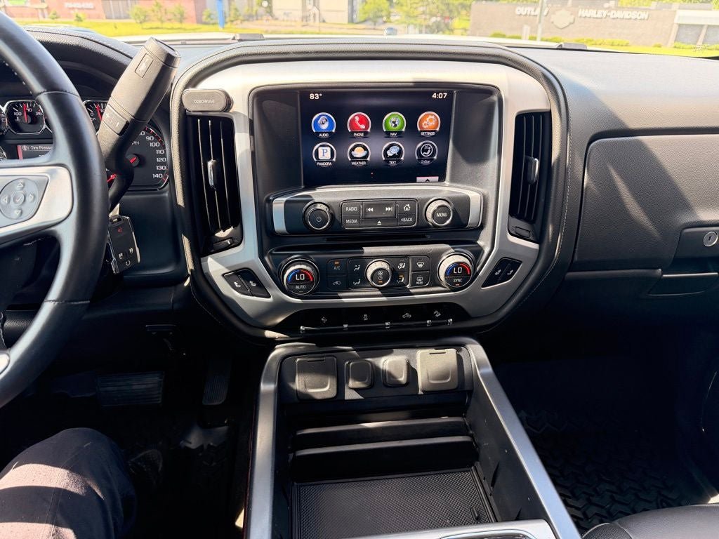 Used 2015 GMC Sierra 1500 SLT w/ SLT Crew Cab Value Package AWD/4WD image 18