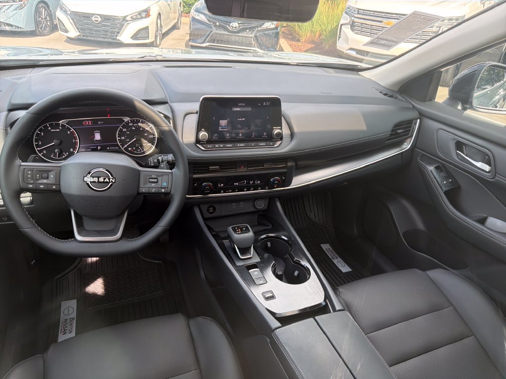 Used 2026 Nissan Rogue Dark Armor FWD image 13