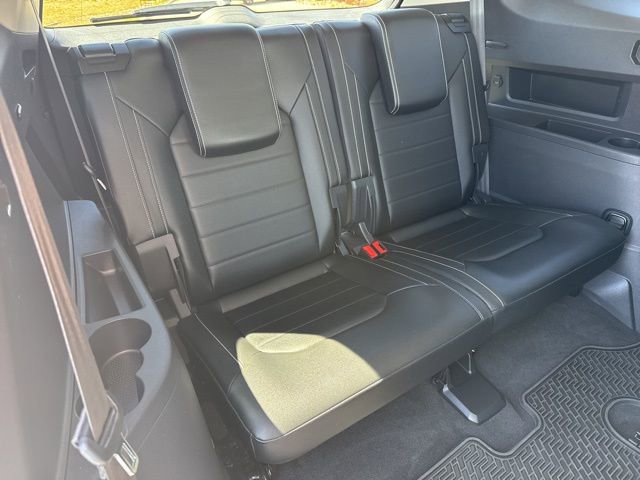 Used 2023 Volkswagen Atlas SEL Premium AWD/4WD image 15