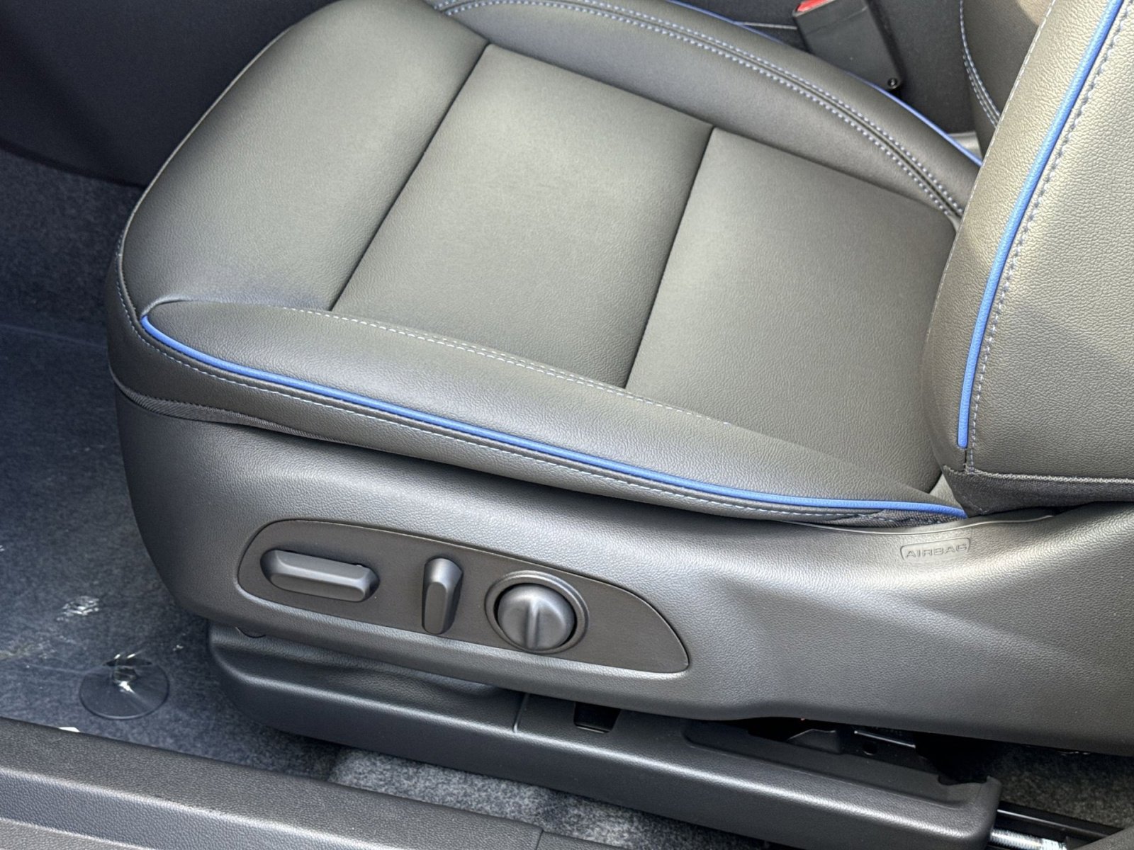 New 2026 Buick Envista Sport Touring w/ Convenience I Package image 14