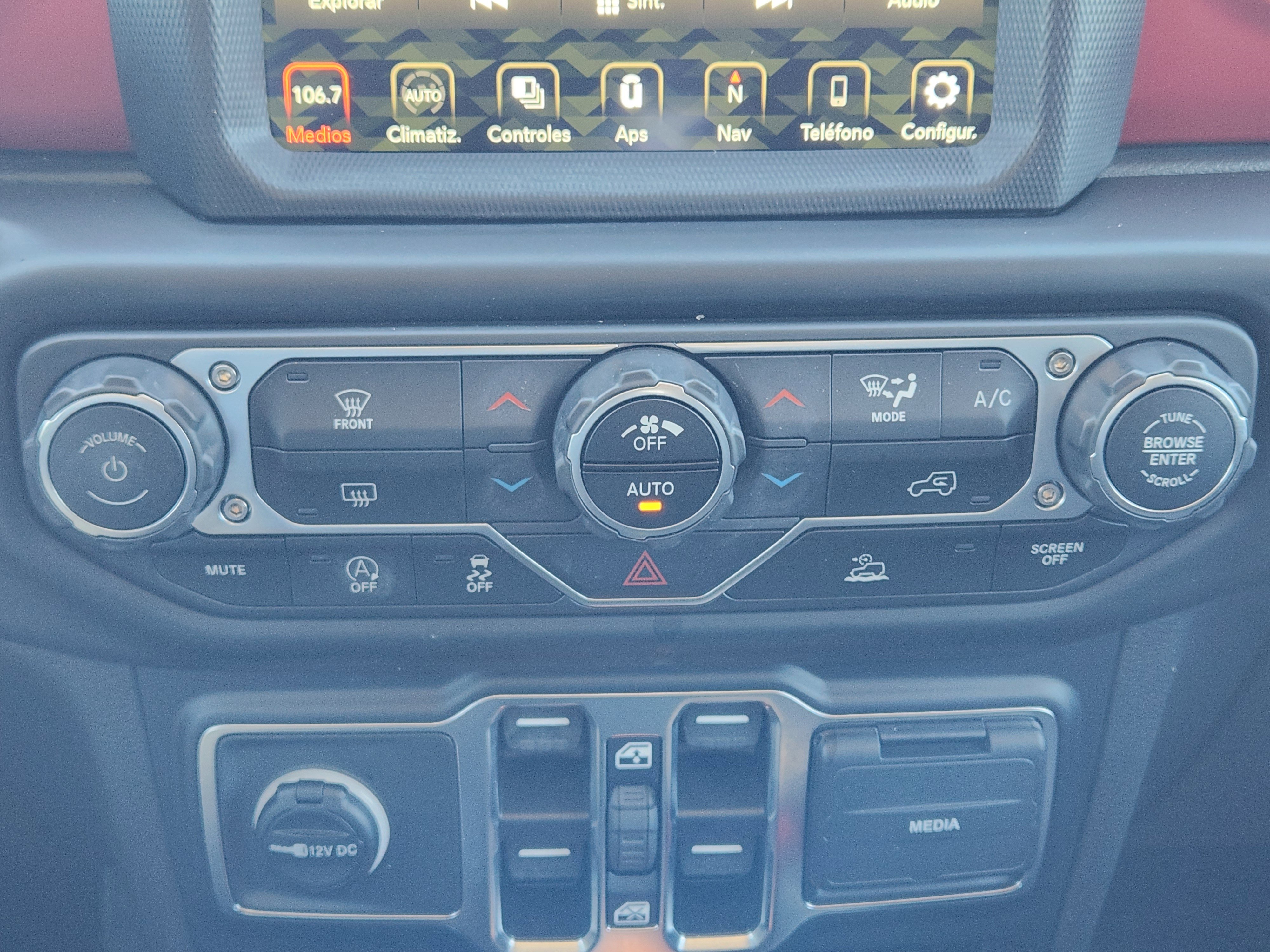 Used 2023 Jeep Wrangler Unlimited Rubicon image 20