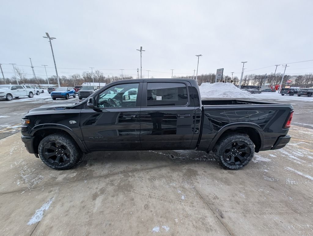 New 2026 RAM 1500 4x4 Crew Cab image 7