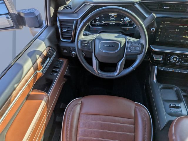 Used 2025 GMC Sierra 2500 Denali Ultimate AWD/4WD image 16