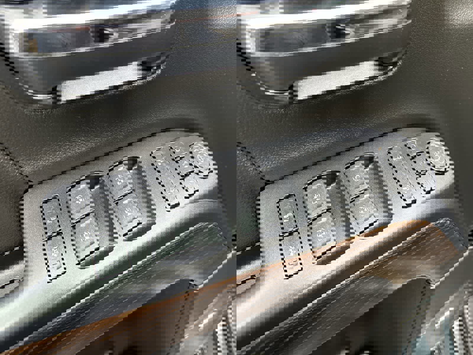 Used 2019 GMC Sierra 2500 Denali w/ Duramax Plus Package image 9