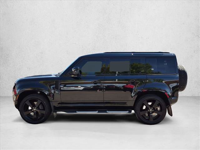 Used 2022 Land Rover Defender 110 X-Dynamic HSE AWD/4WD image 9