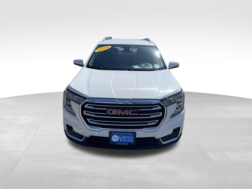 Used 2024 GMC Terrain SLT AWD/4WD image 10