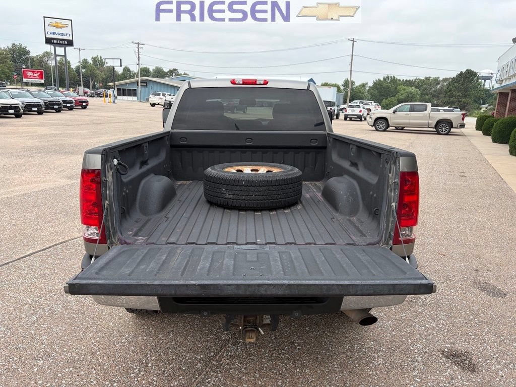Used 2014 GMC Sierra 2500 SLE w/ SLE Preferred Package AWD/4WD image 5