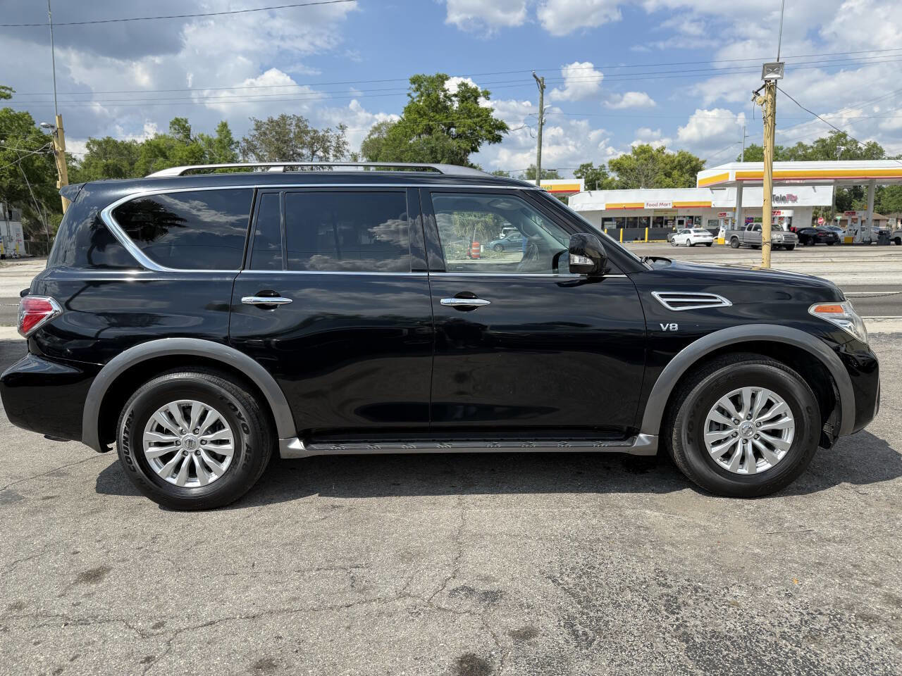 Used 2019 Nissan Armada SV w/ Driver Package RWD image 8