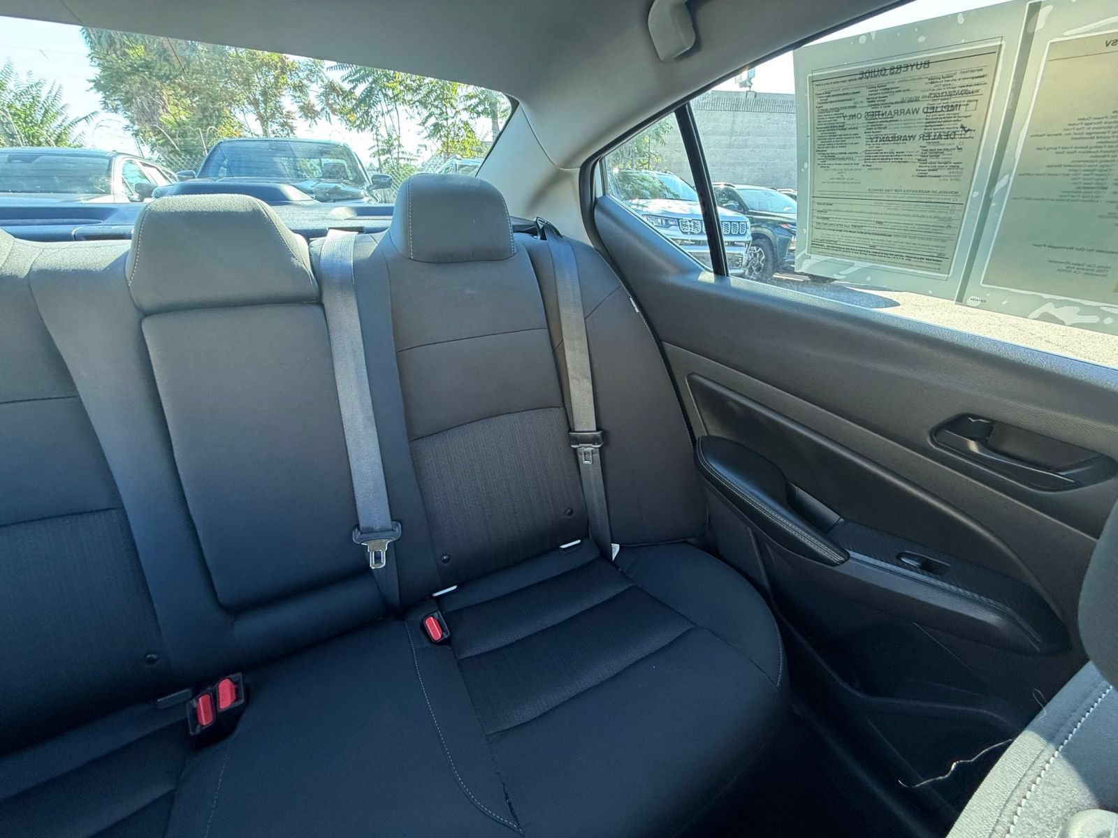 Used 2025 Nissan Altima 2.5 SV FWD image 36
