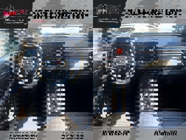 Used 2024 GMC Canyon Elevation w/ Elevation Premium Package image 9