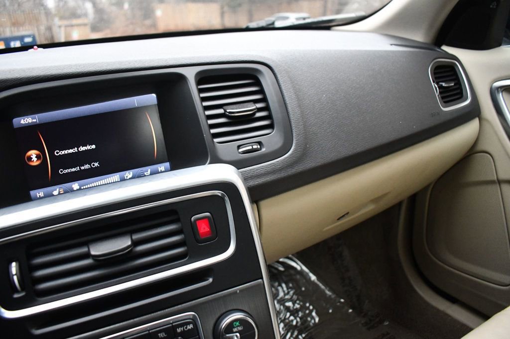 Used 2013 Volvo S60 T5 image 21