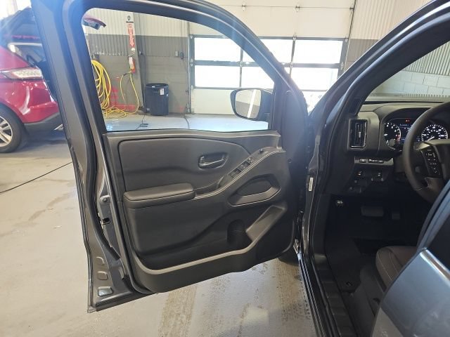 New 2026 Nissan Frontier SV w/ SV Convenience Package AWD/4WD image 10