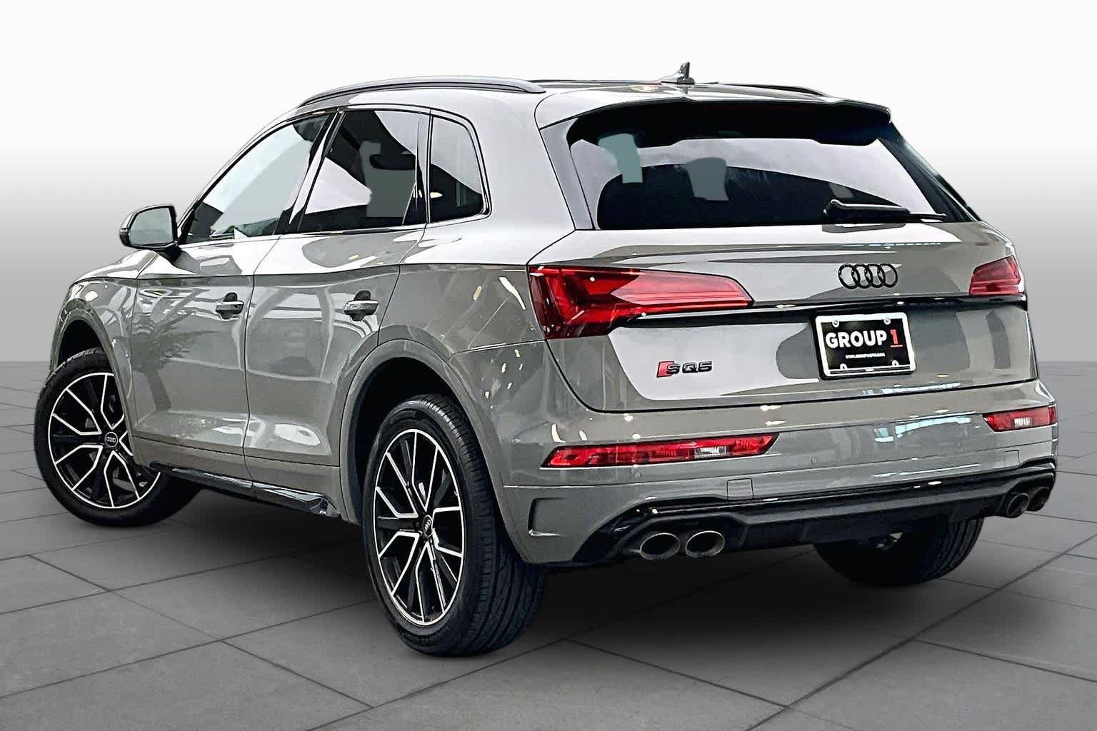 Used 2022 Audi SQ5 Premium Plus w/ Premium Plus Package AWD/4WD image 11