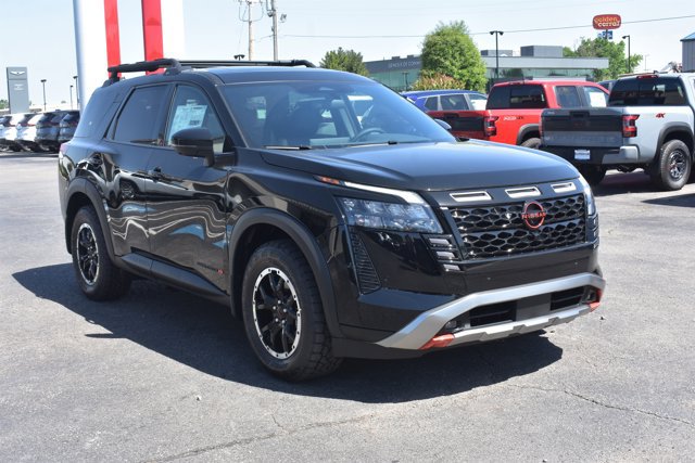 New 2026 Nissan Pathfinder Rock Creek w/ Rock Creek Premium Package AWD/4WD image 3