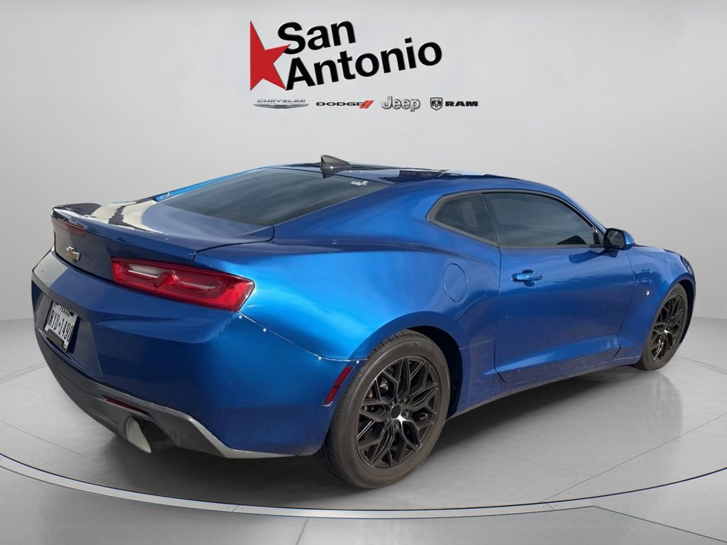 Used 2017 Chevrolet Camaro LT RWD image 11