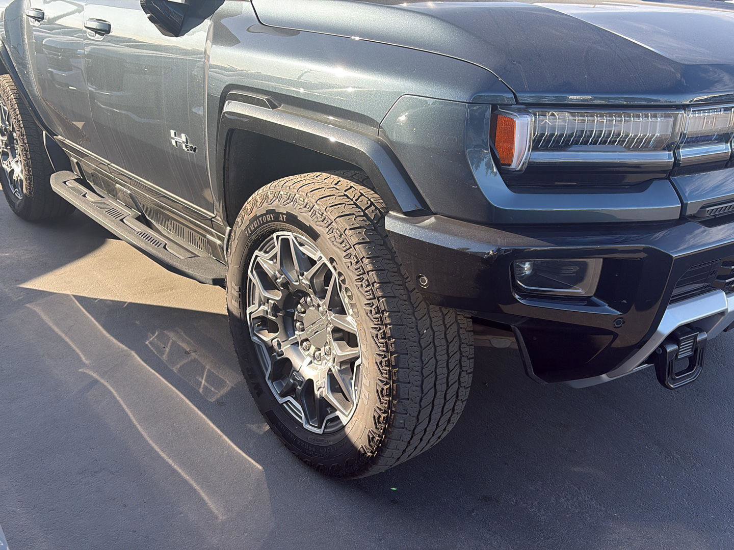 Used 2025 GMC Hummer EV 3X image 8