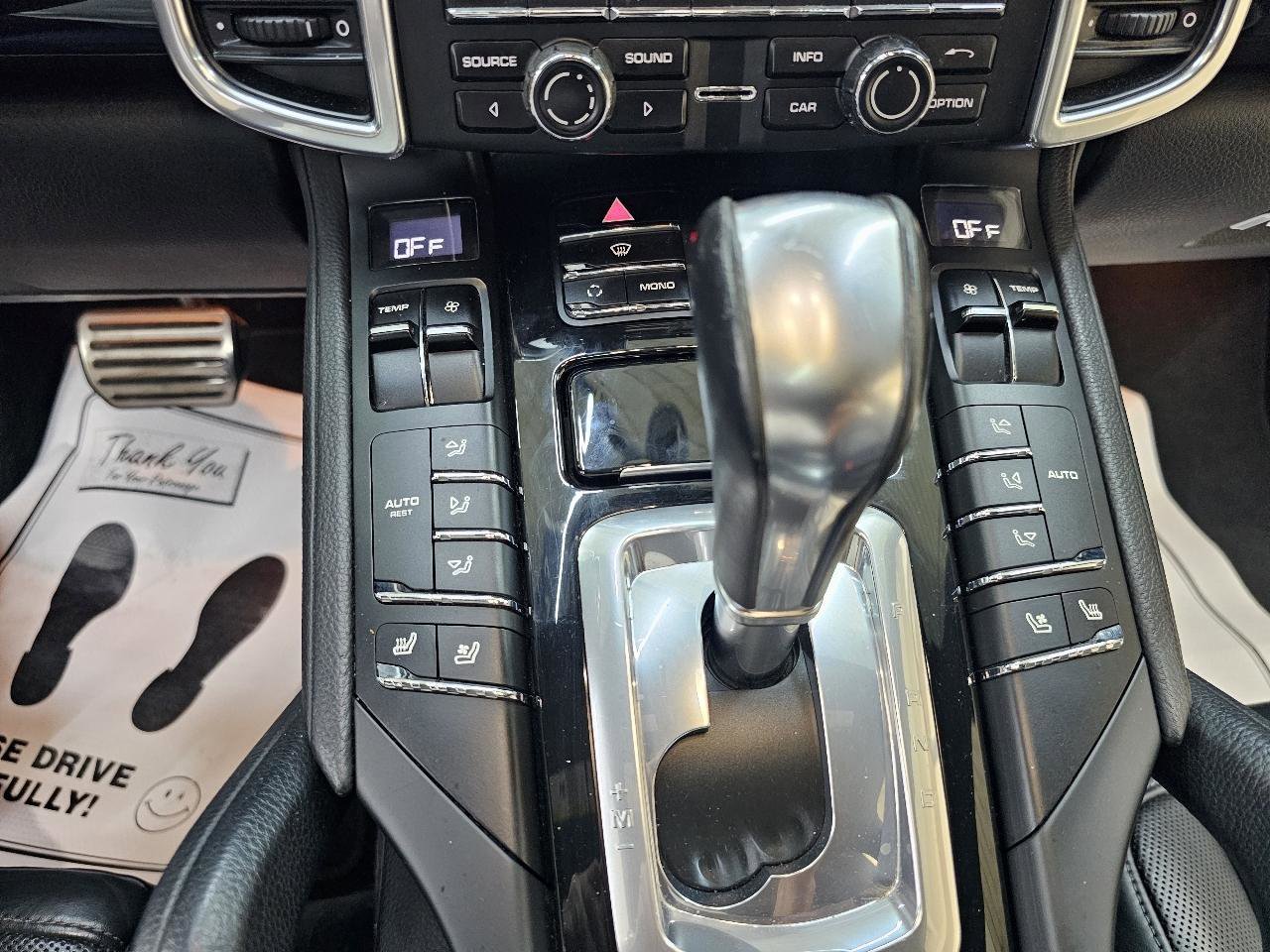 Used 2011 Porsche Cayenne S AWD/4WD image 32