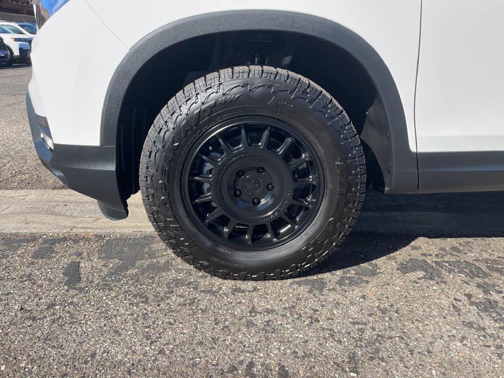 Used 2025 Honda Passport EX-L image 27