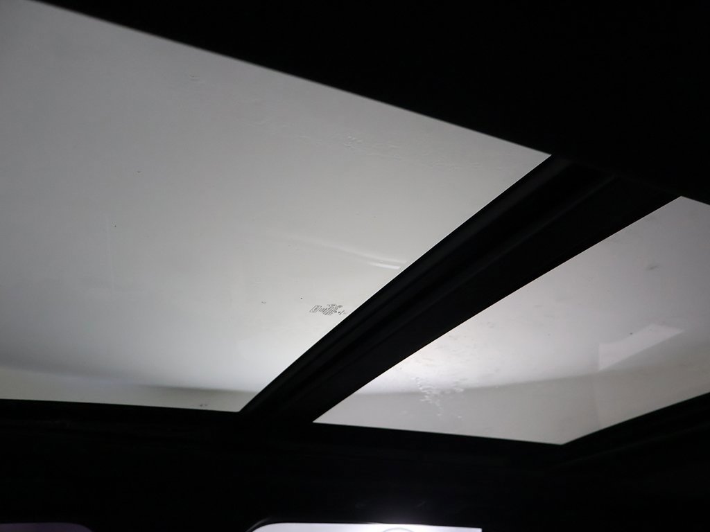 Used 2022 Ford Expedition Limited image 26