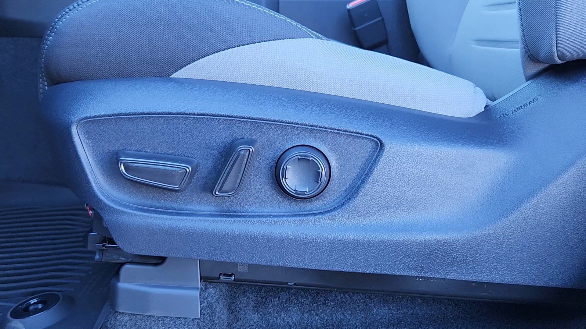 New 2025 Toyota Tacoma TRD Off-Road image 8