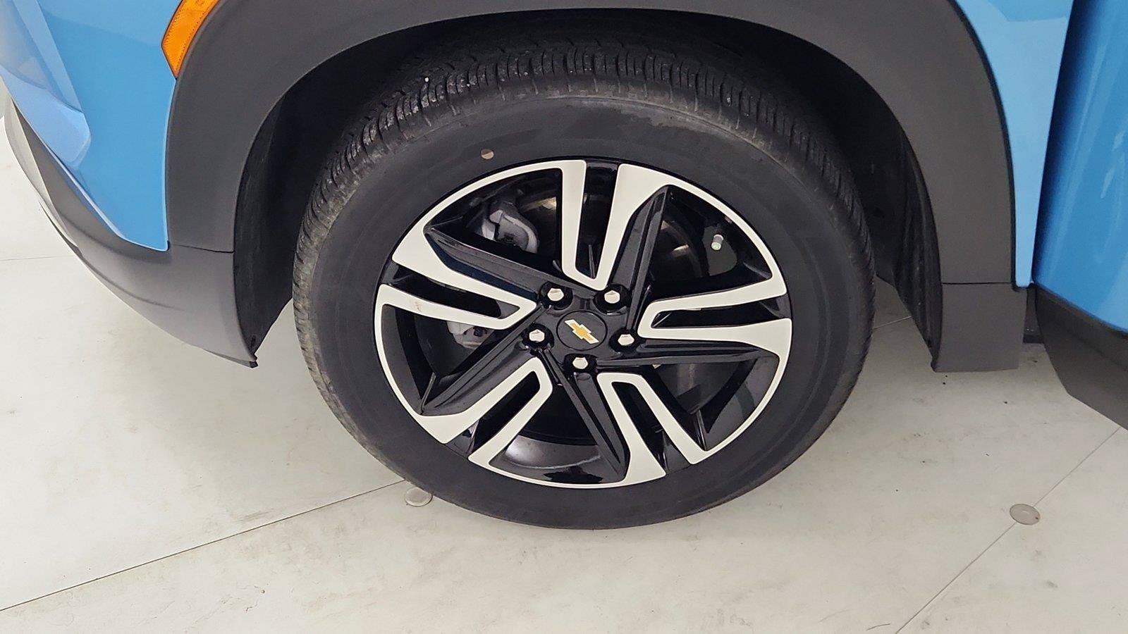 Used 2025 Chevrolet TrailBlazer LT FWD image 37